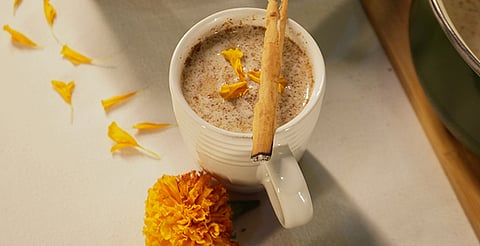 Ésta es la receta del atole de cempasúchil de Michoacán