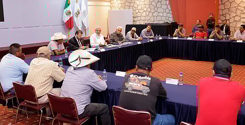 Bedolla se reúne con productores de arroz y garantiza continuidad de la producción