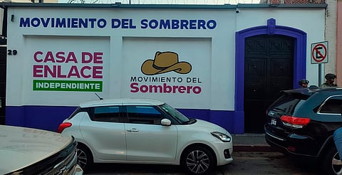 Con caravana y fuerte operativo de seguridad reciben a Grecia Quiroz en Uruapan 