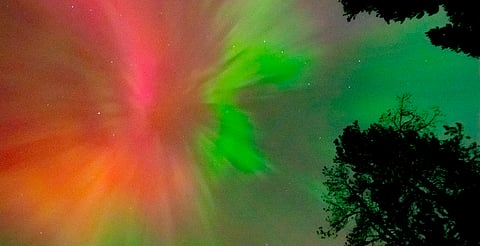 Alertan por intensa actividad solar que podría afectar comunicaciones y GPS