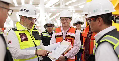 Supervisa Bedolla construcción de planta Arauco; empresa invierte 300 millones de dólares