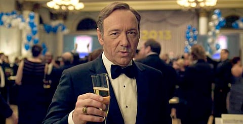 Kevin Spacey vive sin casa tras acusaciones; se aloja en Airbnb