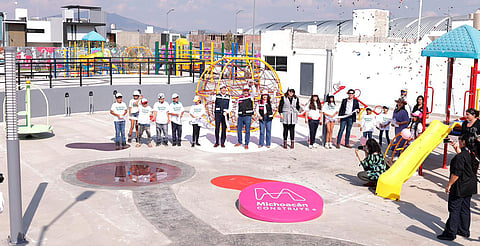 Bedolla cumple compromiso con la niñez de Zamora; inaugura parque infantil