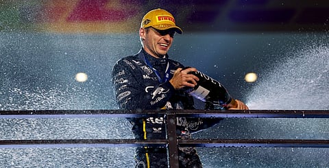 Dominio total: Verstappen conquista Las Vegas y recorta distancia con Norris