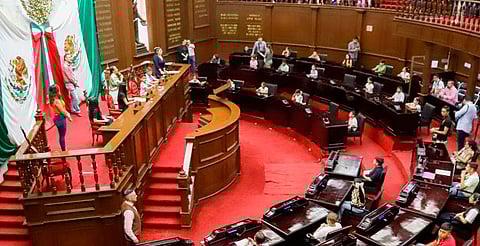 Congreso avanza en aprobación de leyes de ingresos municipales