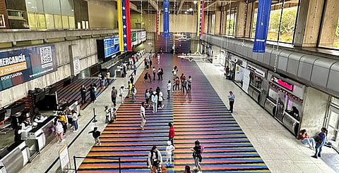 Aíslan más a Venezuela: revocan permisos para operar en el país a 6 aerolíneas