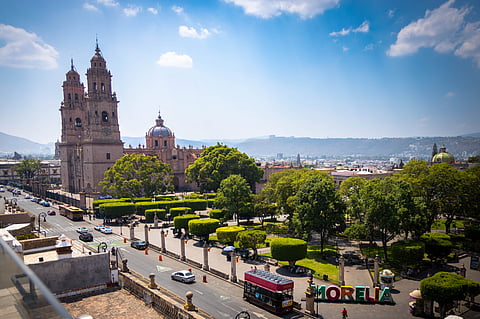 Mañana fresca y tarde templada en Morelia: abrígate y disfruta