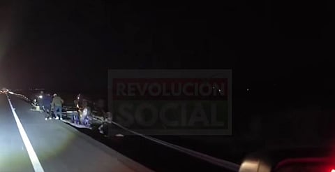 🔴AHORA: Coche se sale de carretera en la Cuitzeo-Caseta La Cinta