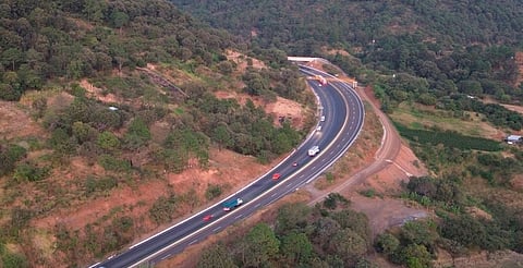 Abren nuevo tramo ampliado de la Siglo XXI entre Pátzcuaro y Uruapan