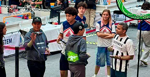 Morelianos arrasan en competencia internacional de drones; Morelia será sede en 2026