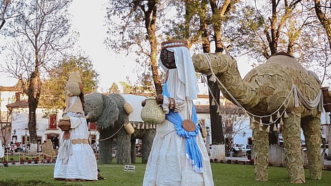 ¡Pátzcuaro se ilumina hoy con su nacimiento monumental y árbol navideño!: Sectur