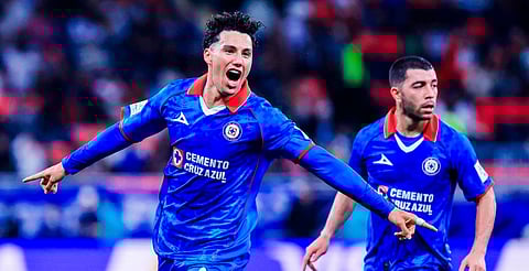 Jorge Sánchez empató momentáneamente con un gol de ensueño