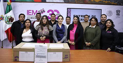 IEM entrega a la comunidad de Cherán-K’eri copias certificadas de su archivo histórico sobre el proceso de autogobierno