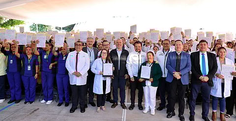 "La fuerza principal en el sector público de salud, lo es el IMSS", destaca Bedolla tras basificación de personal