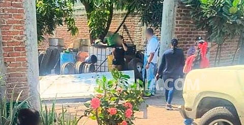 Michoacán: le cae portón y muere 