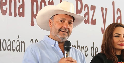 Julio Arreola impulsa la artesanía y economía patzcuarense