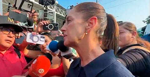 ‘No tendrán que gastar’: Sheinbaum promete apoyo total a víctimas del accidente en Oaxaca
