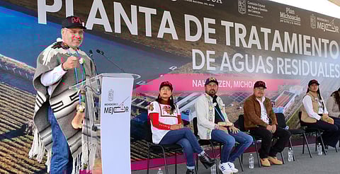 Inaugura Bedolla planta de tratamiento en autogobierno de Sevina; saneará el 100% del agua