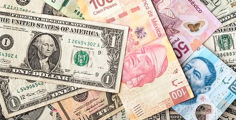 Peso mexicano resiste bajo los $18 en vísperas de cierre de 2025