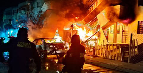 El incendio dejó solo daños materiales en el exterior de viviendas