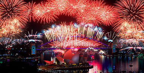 El Puente de la Bahía, protagonista del espectáculo pirotécnico