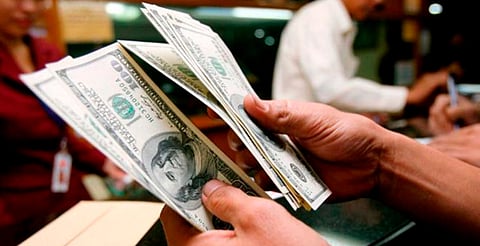 Remesas en México caen 5.7% en noviembre: Banxico 