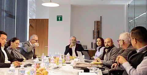 En este mes arrancan pruebas del teleférico de Uruapan: Bedolla