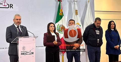 Bedolla califica de vana la resistencia de ayuntamientos a los autogobiernos