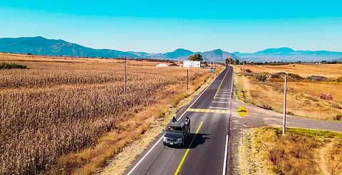 Carretera Pomoca-Contepec beneficiará a casi 12 mil michoacanos: Rogelio Zarazúa