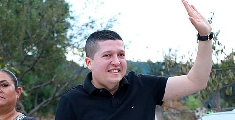 Abre casa enlace Tacámbaro de Vicente Gómez Núñez ventanilla para material de construcción