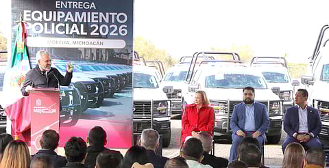 Bedolla pide a municipios eliminar multas de tránsito y frenar la corrupción