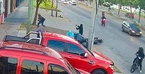 Intentan robar una moto y descubren que era de un policía, en Argentina