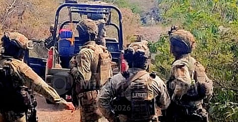 Muere hombre tras detonación de explosivo artesanal en la sierra de Aquila