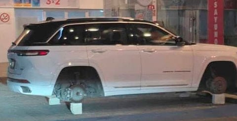 El vehículo sería propiedad del diputado federal Ignacio Mier Bañuelos