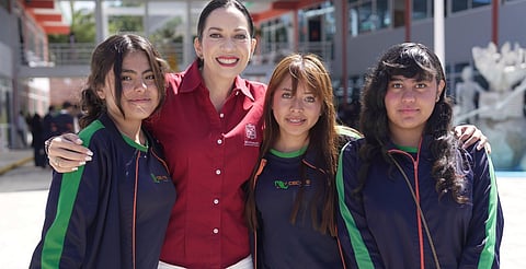 Más de 194 mil estudiantes de prepa y universidad beneficiados con sistema de becas: Iemsysem