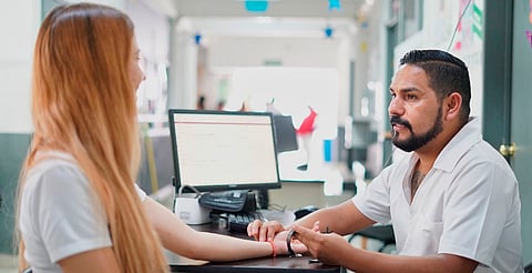 Gobierno de Michoacán paga nómina a 2,829 trabajadores del IMSS-Bienestar