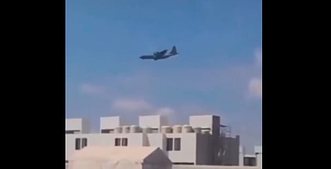 Avión militar de EU aterriza en Toluca; gobierno explica que fue por capacitación