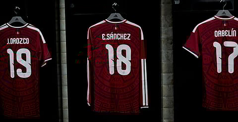 La Selección Mexicana podría estrenar jersey guinda en 2027 por su centenario: así se vería