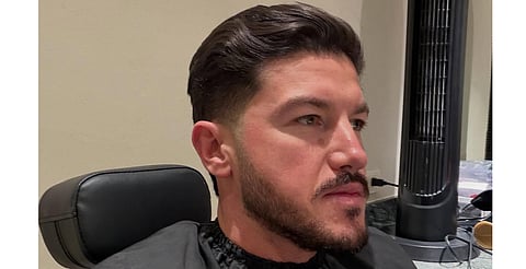 Samuel García se rapa y enamora las redes; "entre más malandro más guapo", le dicen