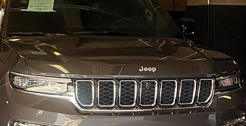 Ministras y ministros estrenan camionetas blindadas en la SCJN