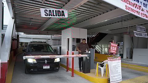 Morelia cuenta con alrededor de 300 estacionamientos bajo regulación municipal