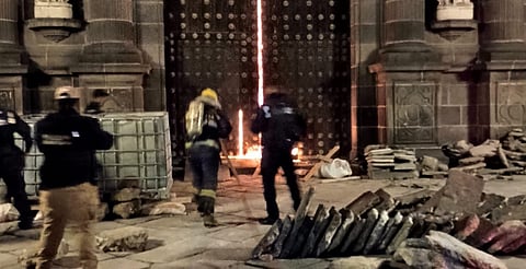 Incendio en la Catedral de Puebla: activan protocolos de restauración