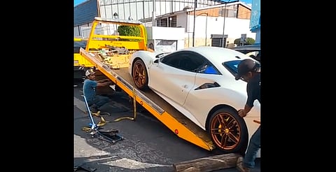 Ferrari robado es localizado sobre avenida Acueducto de Morelia