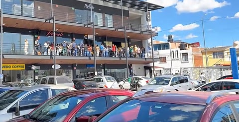 VIDEO: Les cae la ley a 5 estafadores de autos en Morelia; ya están en la cárcel