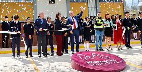 Inaugura Bedolla nuevas instalaciones de Secundaria Técnica 166 en Morelia