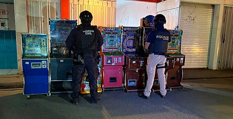Aseguran 78 máquinas tragamonedas tras cateos en Uruapan