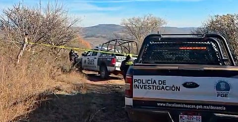 Hallan cadáver calcinado junto a auto abandonado cerca de la Morelia-Chiquimitío