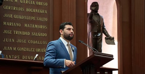 Octavio Ocampo presenta iniciativa para proteger a productores de maíz en Michoacán