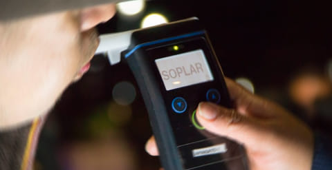 Diputados buscan frenar difusión de ubicación de alcoholímetros y retenes en plataformas digitales