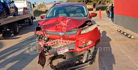 Hallan camioneta que presuntamente provocó carambola en libramiento de Morelia